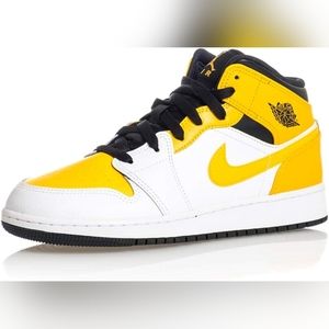 Air jordan 1 mid university gold